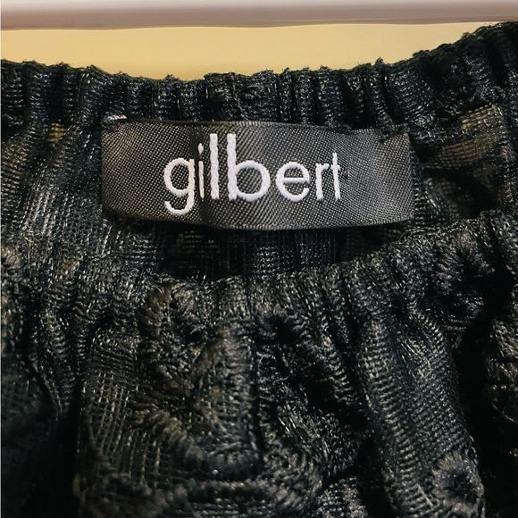 Glibert off the shoulder - Picture 4 of 4